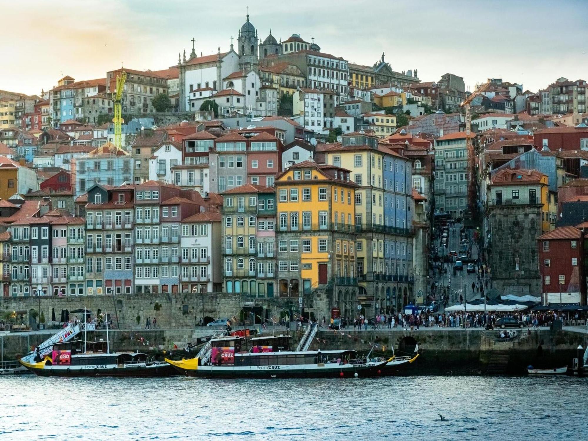 Modern 2-bedroom In * Porto